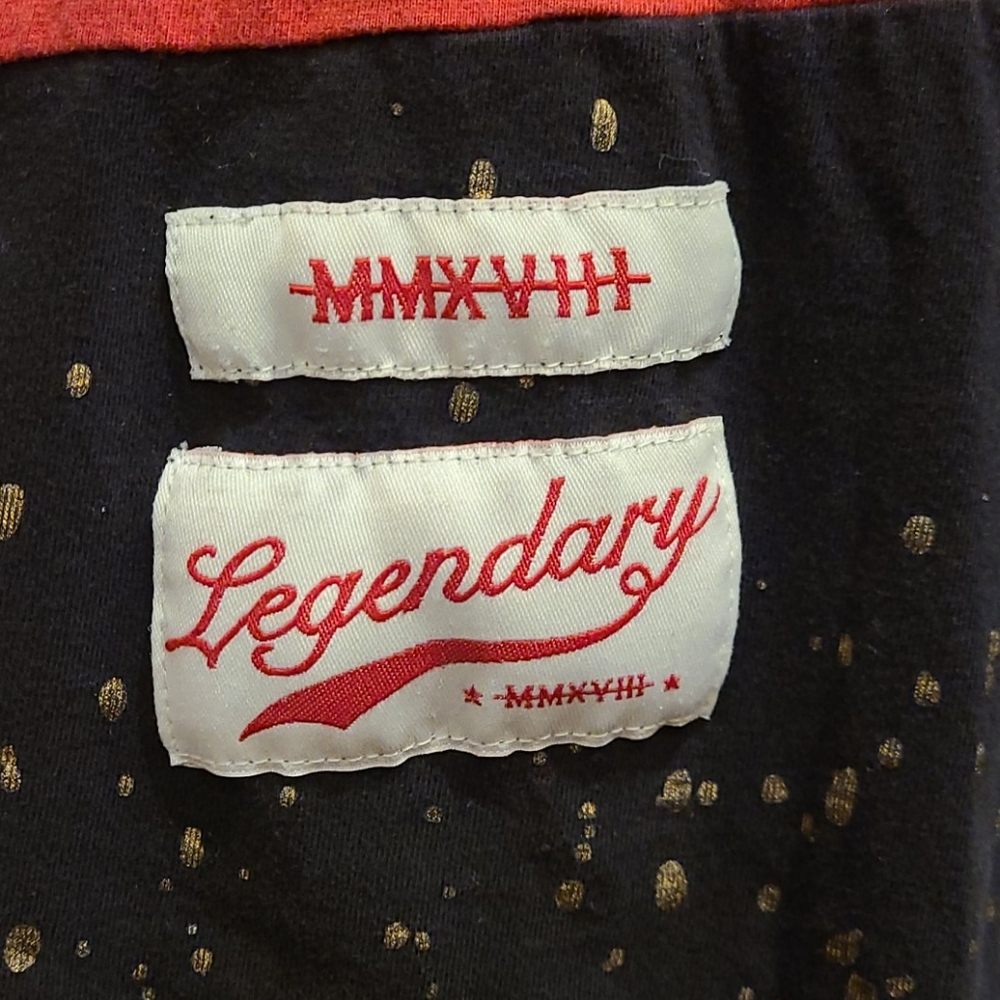 Men's L Switch Remarkable Red Pooh Winning T-shirt - Picture 4 of 9